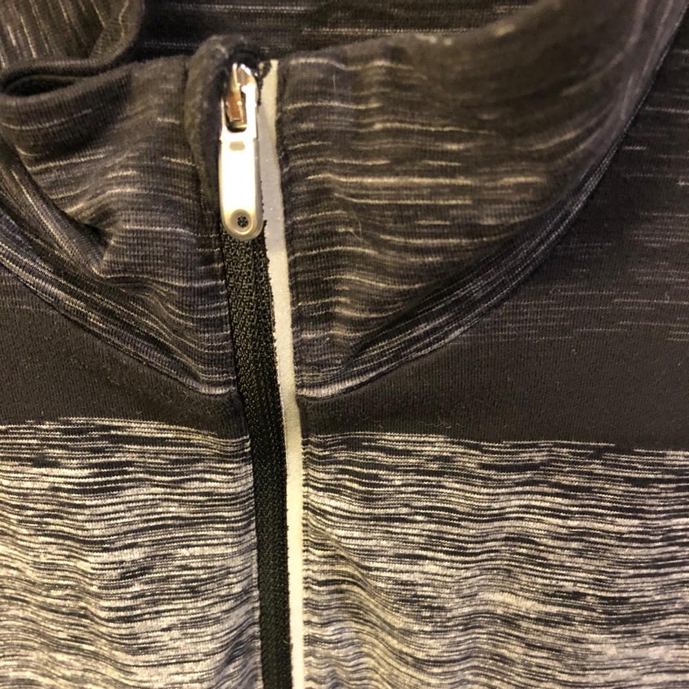 Lululemon 1/2 Zip - image 6